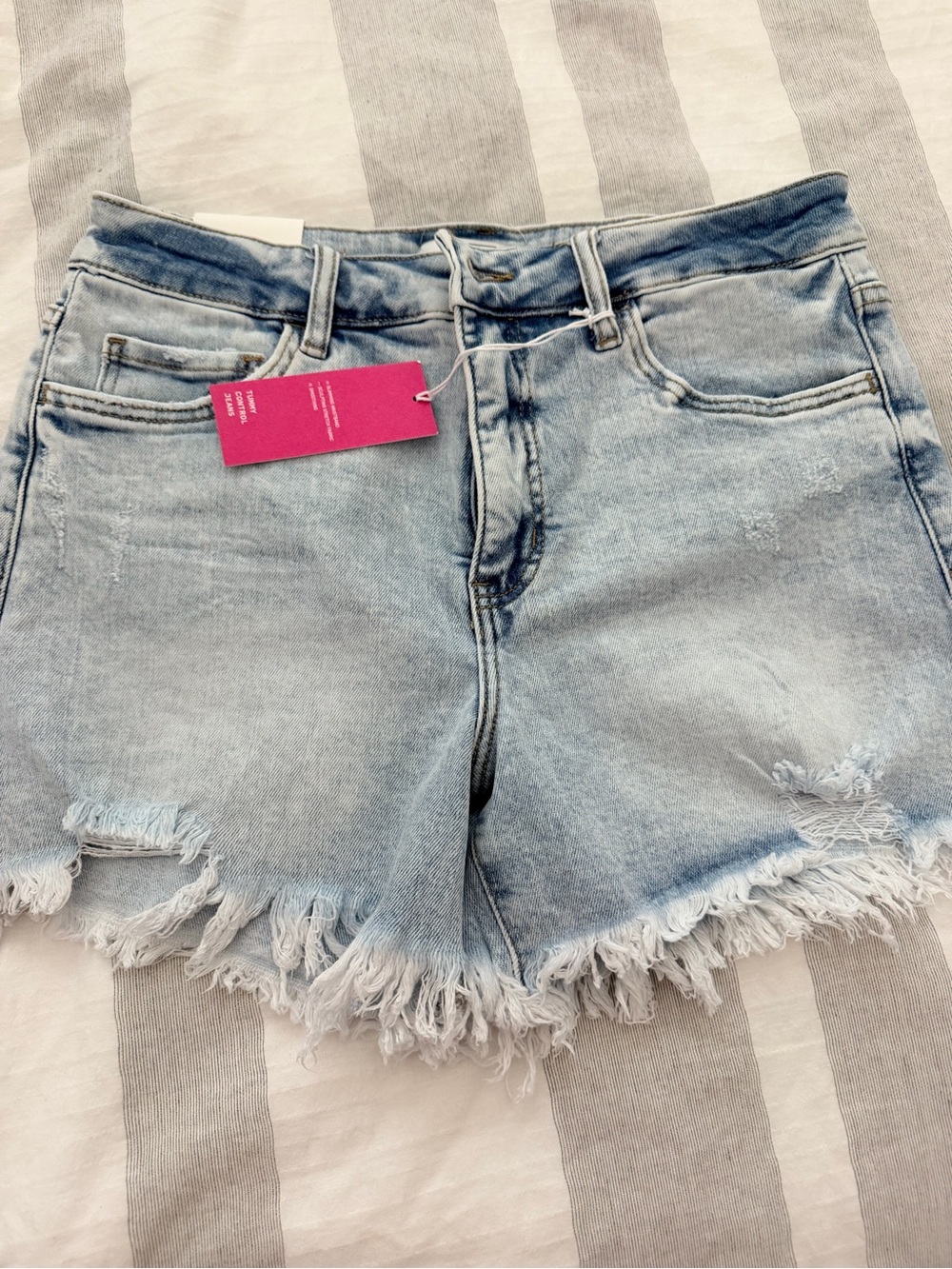 Light Wash Frayed Hem Denim Shorts - White Tank Look